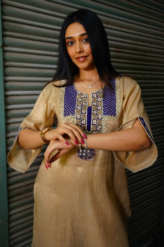 JHAALI GOLD